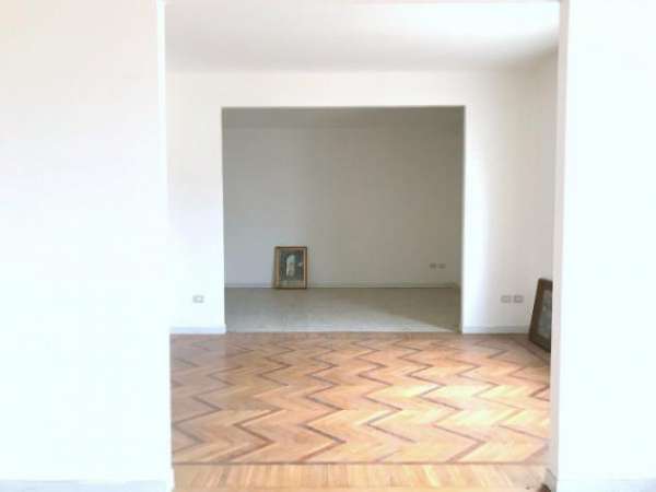 Foto Appartamento di 250 m con pi di 5 locali in affitto a Rovigo