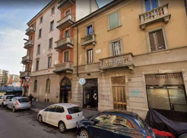 Foto Appartamento di 65 m con 2 locali in affitto a Milano
