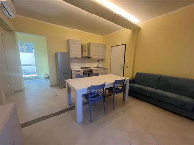 Foto Appartamento in Affitto, 3 Locali, 70 mq (Camaiore)