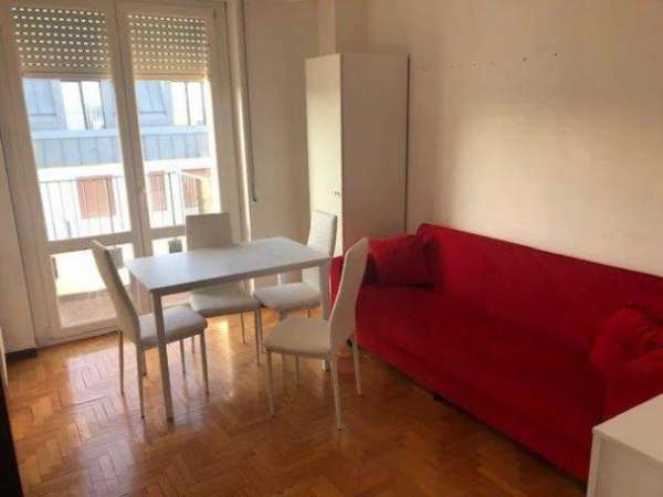 Foto Appartamento in affitto a Milano - 2 locali 53mq