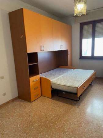 Foto Appartamento in Affitto a Pisa Via Pasquale Landi,  56124
