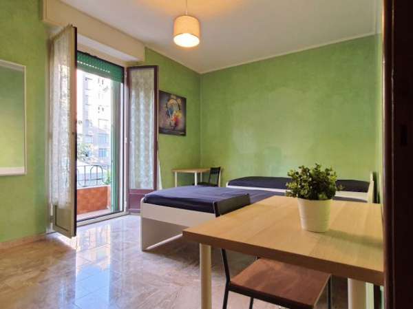 Foto 1 POSTO IN CAMERA DOPPIA (SHARED ROOM) - [M1 GAMBARA] - Per ragazzo