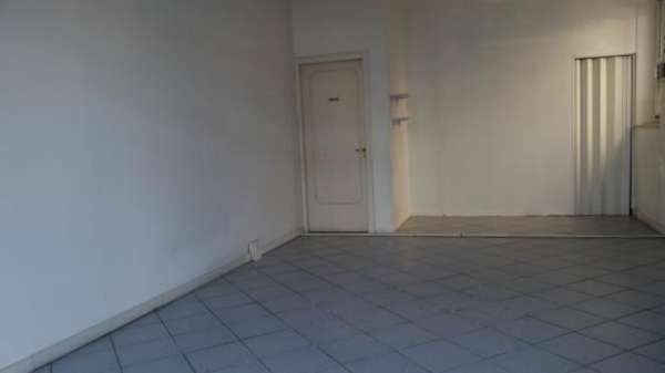 Foto 1 Vetrina in affitto a Francavilla al Mare