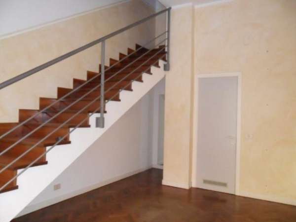 Foto 1 Vetrina in affitto a San Benedetto del Tronto