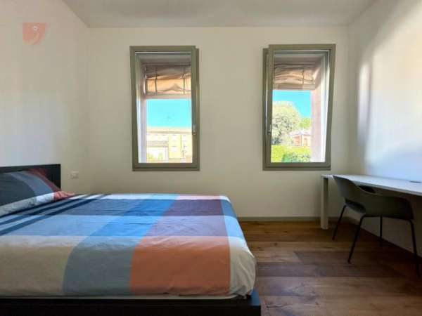Foto 12mq di Singola con Vista Giardino [FE_MNT91-5_S2]