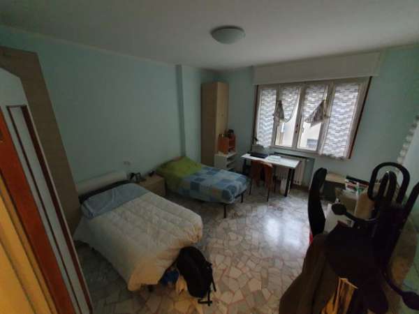 Foto 2 posti per studenti maschi in camera doppia