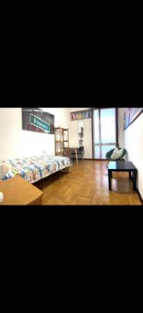 Foto 3 singole centro vicino Dams