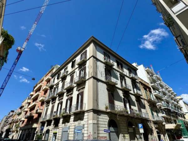 Foto 3 Vetrine in affitto a Bari