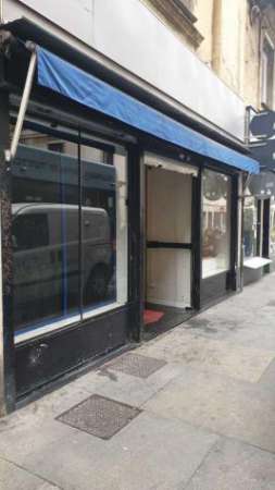 Foto 3 Vetrine in affitto a Torino
