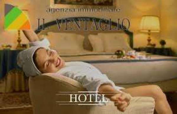 Foto 3123 - Struttura per ristorante con camere
