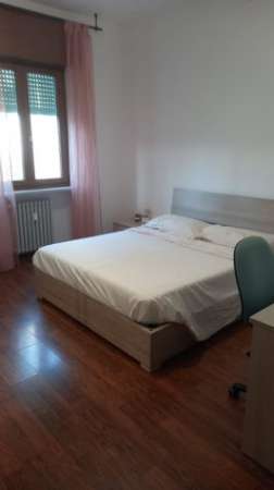 Foto 500mt da ospedale e universita Verona 1 camera matrimonale uso singola