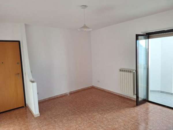 Foto A Casamassima fittasi appartamento in complesso condominiale