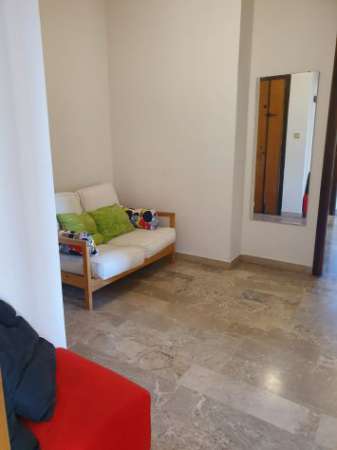 Foto A studentesse liberi 2 posti - camere singole - 250 mensili circa