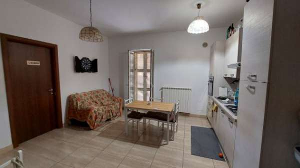 Foto A Viterbo Via Della Palazzina In Appartamento condiviso con ragazzo