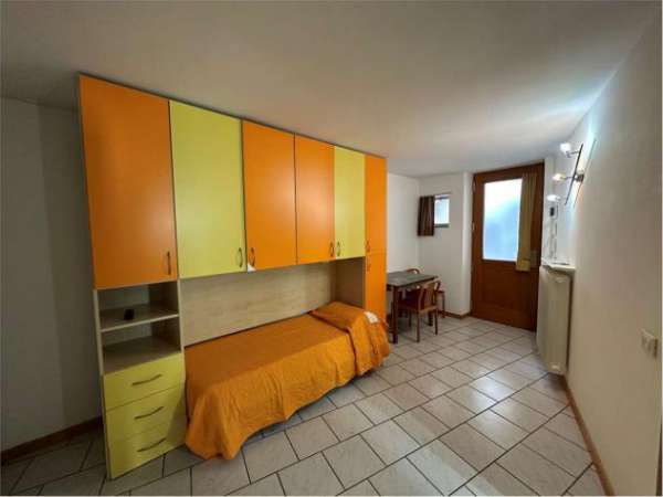 Foto A000131 - STANZA SINGOLA CON BAGNO PRIVATO