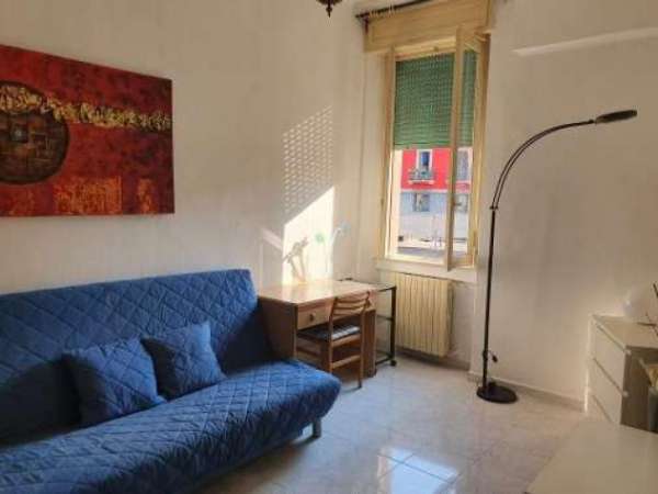 Foto A000159 - ZONA LARGO BOCCIONI ottimo bilocale arredato