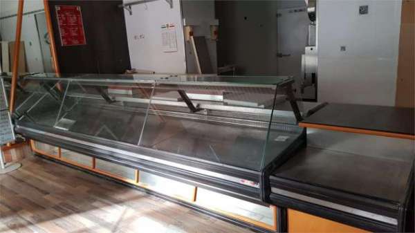 Foto A000404 - Affittasi locale commerciale