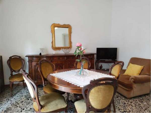 Foto A002465 - AFFITTO REGGIO EMILIA -  2 CAMERE + ARREDATO