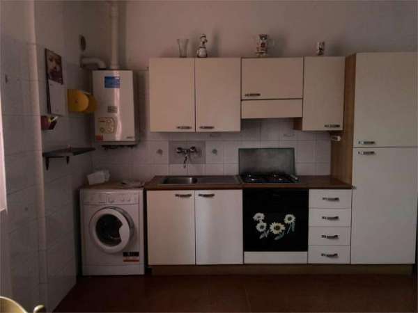 Foto A002555 - AFFITTO BILOCALE ARREDATO - BAGNO
