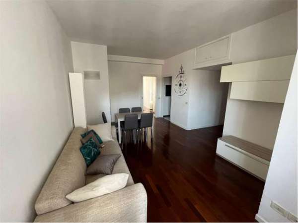 Foto A011715 - SEMPIONE/FIRENZE - adatto anche a condivisione 2 single