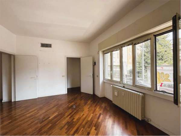 Foto A011955 - MM SANT'AGOSTINO - LIBERO