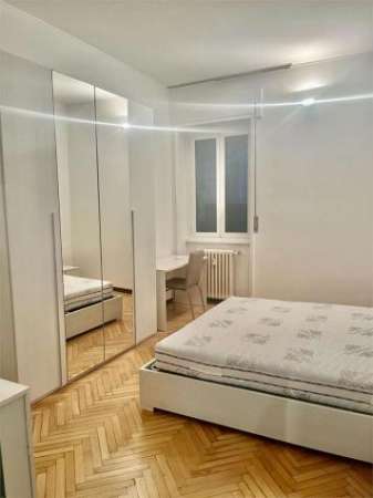 Foto A012048 - MM LAMBRATE/UDINE - AMPIA CAMERA MATRIMONIALE