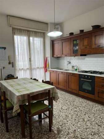 Foto A012065 - MM COLOGNO SUD/MM GOBBA  libero 01/12/2025