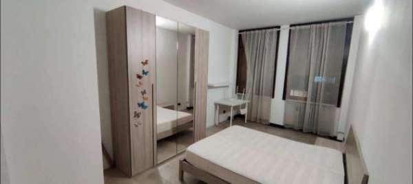 Foto A012254 - STANZA IN AFFITTO - LIBERA SUBITO