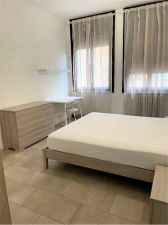 Foto A012324 -  STANZA IN AFFITTO - LIBERA DAL 1 MARZO