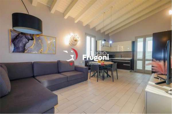 Foto AA001 - SPLENDIDO ATTICO CON AUTORIMESSA