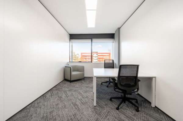 Foto Accedi a spazi di coworking professionali a Milano, Cadorna