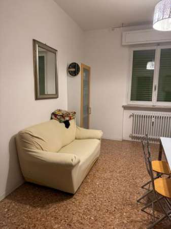 Foto Ad.ze Stadio, trilocale completamente arredato