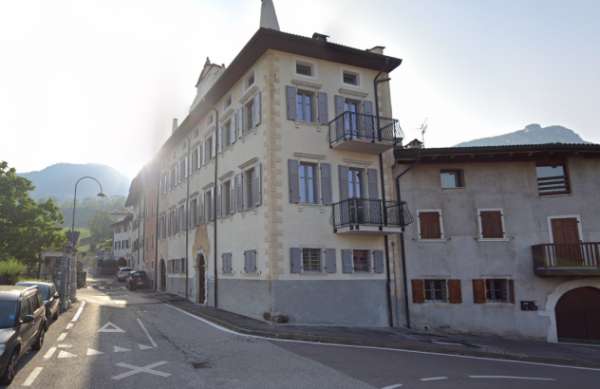 Foto Affascinante Bilocale Ristrutturato in Palazzina Storica - Oltrecastello