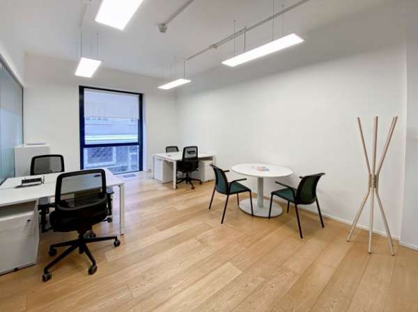 Foto Affitta un ufficio per 21 persone in Milano, Spaces Porta Nuova