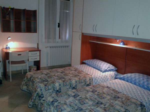 Foto AFFITTASI A INSEGNANTI FUORI SEDE APPARTAMENTO IN VIA G. CRESCENTINI,1 A URBANIA