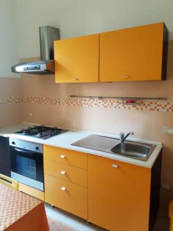 Foto Affittasi a studentessa stanza singola arredata Policlinico Universit  Palermo