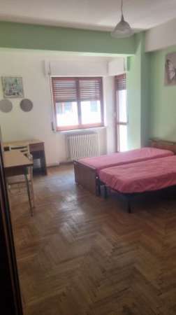 Foto Affittasi a studentesse universitarie