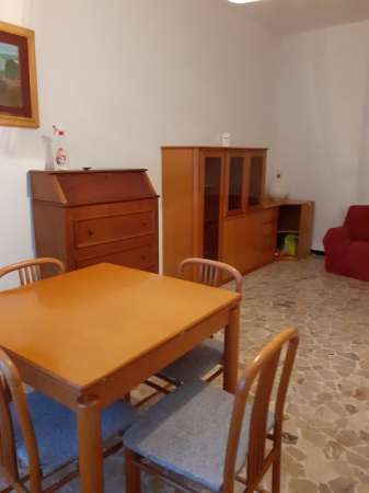 Foto Affittasi a studenti