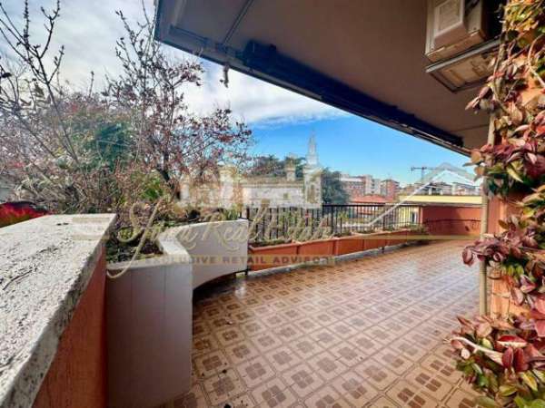 Foto Affittasi appartamento 300mq. su due livelli a Milano