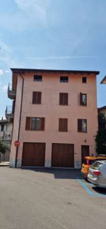 Foto Affittasi appartamento a Dervio (LC), zona Borgo / Piazza della Chiesa