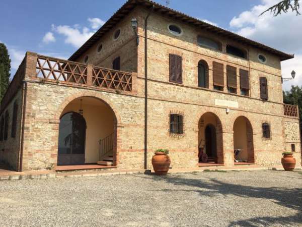 Foto AFFITTASI APPARTAMENTO IN VILLA