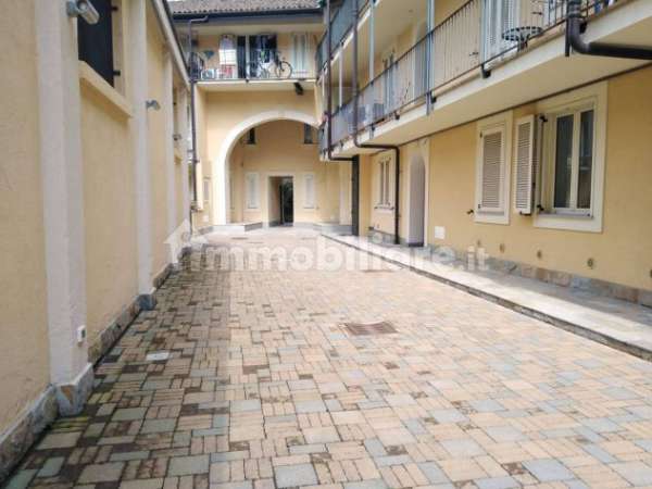 Foto AFFITTASI BILOCALE QUARTIERE REGIO PARCO