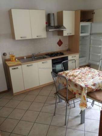 Foto Affittasi Bilocale Vicinissimo Al Centro - Rif. A262