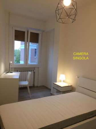 Foto Affittasi camera singola solo a studenti da giugno 2025