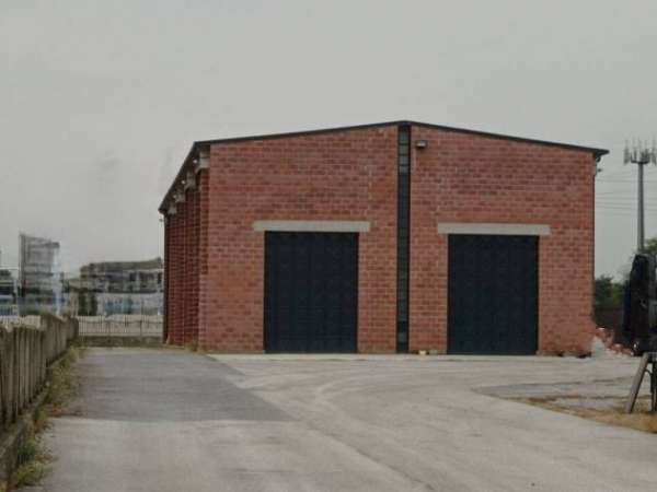 Foto AFFITTASI CAPANNONE CUNEO