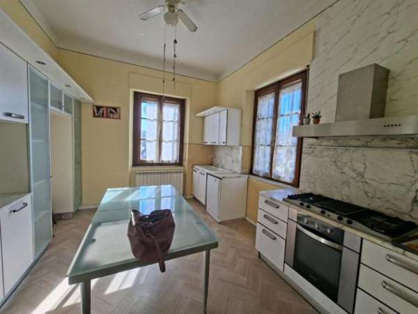 Foto Affittasi Casa Semi Indipendente in Via Romana – Rif. A271