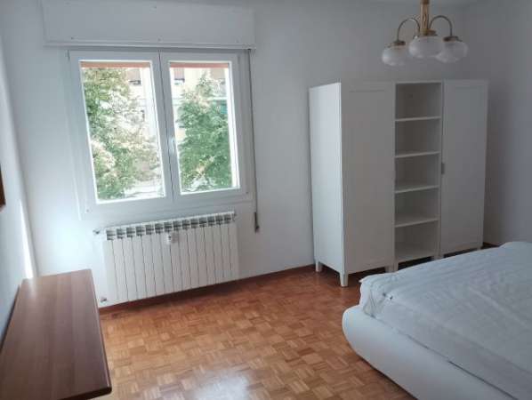 Foto Affittasi da subito zona centrale a ditte bel appartamento