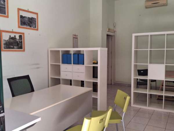 Foto Affittasi locale commercile ad Ostia Lido