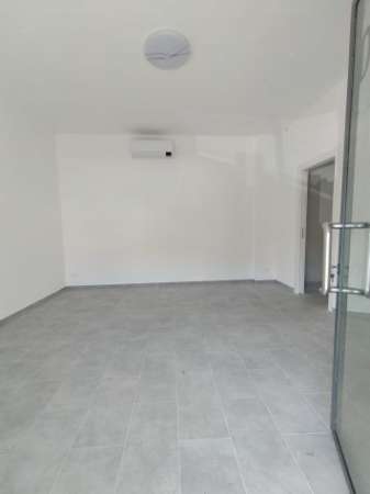 Foto AFFITTASI NEGOZIO 25 MQ A BASTIA A 3 KM DA ALBENGA