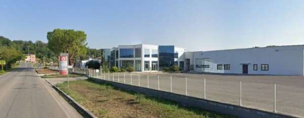Foto Affittasi porzione di capannone industriale